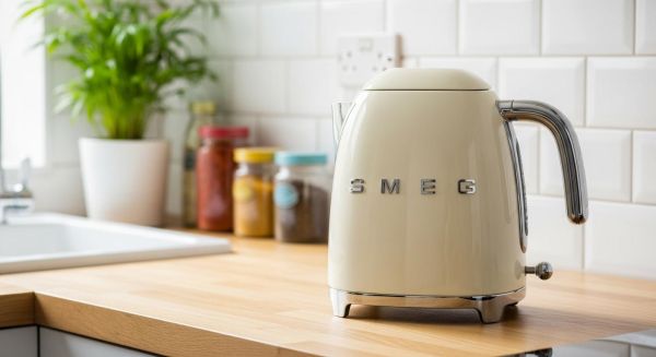 Comment bien choisir la bouilloire Smeg pour une touche rétro chez vous ?