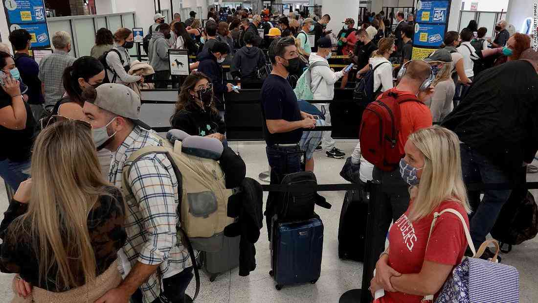 Record 2.3 million travelers to pass through U.S. airports on Thanksgiving