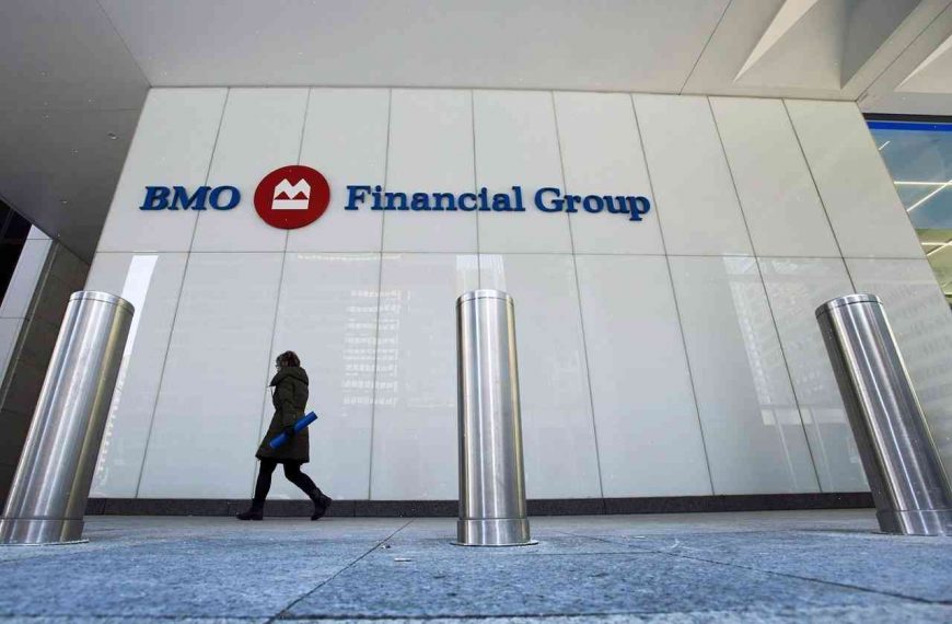 BMO increases dividend, sets goals for 2020